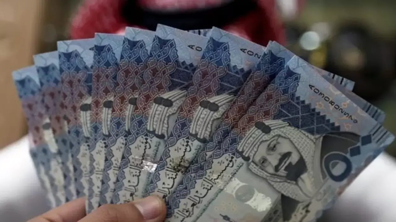 أسعار الريال السعودي تثبت استقرارها أمام الجنيه المصري وتأثير ذلك على الاقتصاد المصري